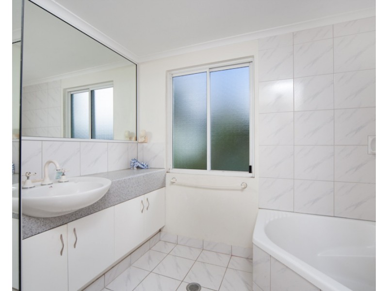4/44 Moore Street, Trinity Beach QLD 4879