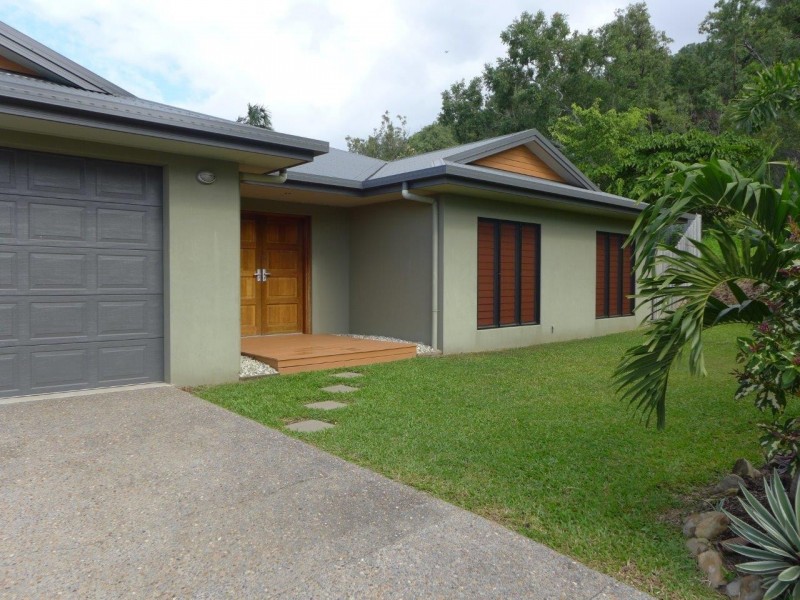 40 Savannah Street, Palm Cove QLD 4879