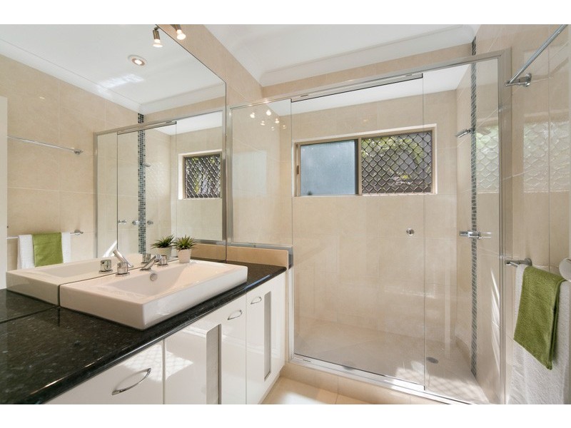 Clifton Beach QLD 4879