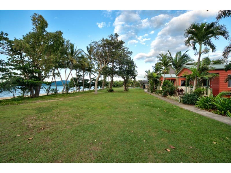 Kurrimine Beach QLD 4871