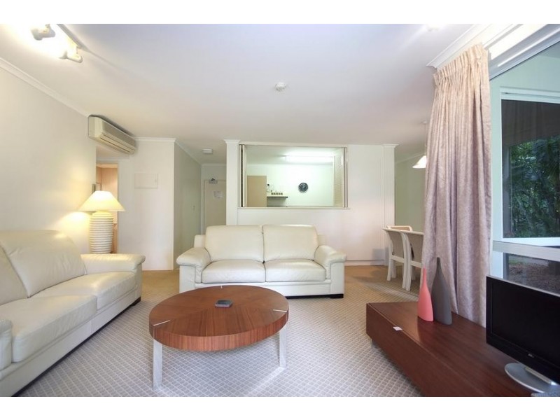 301/81 Coral Coast Drive, Palm Cove QLD 4879