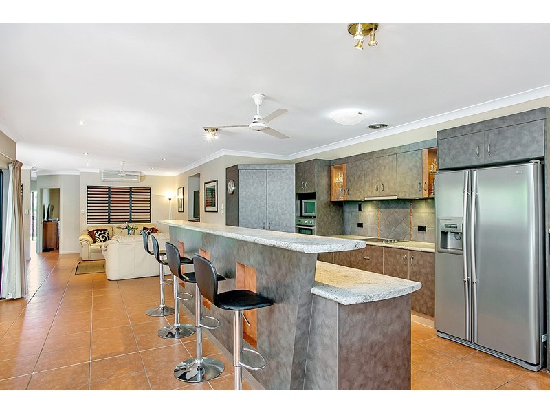 Palm Cove QLD 4879