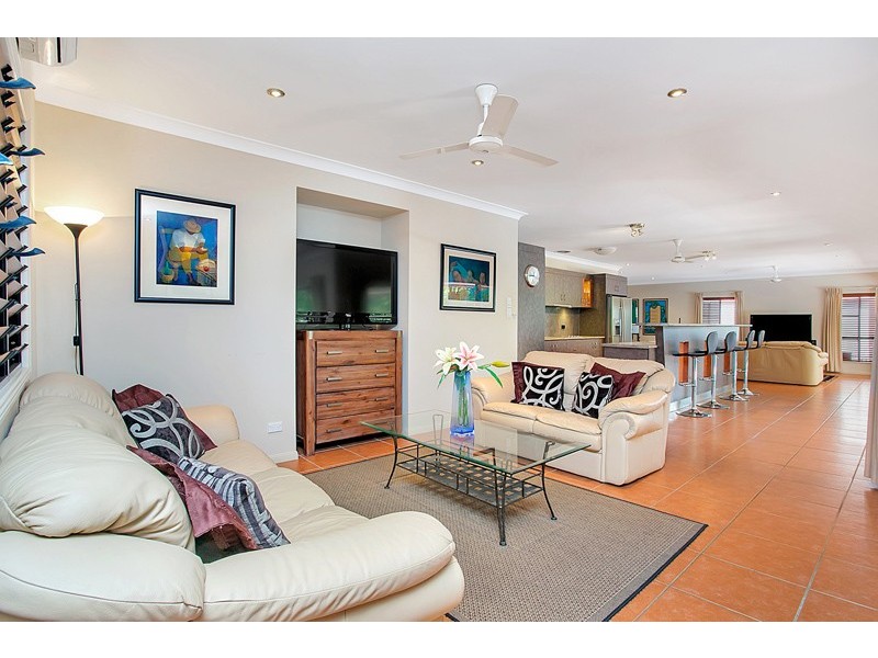 Palm Cove QLD 4879