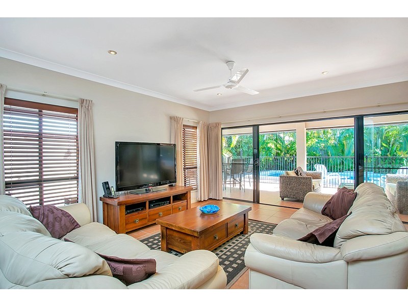 Palm Cove QLD 4879