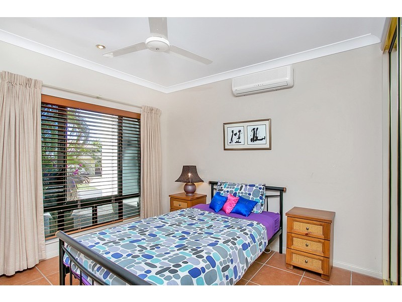 Palm Cove QLD 4879