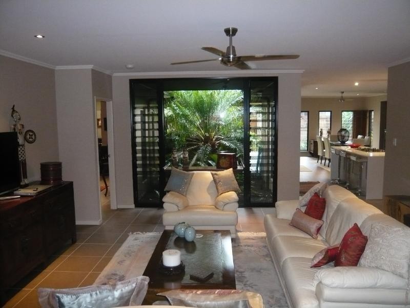 4 Pambula Close, Kewarra Beach QLD 4879