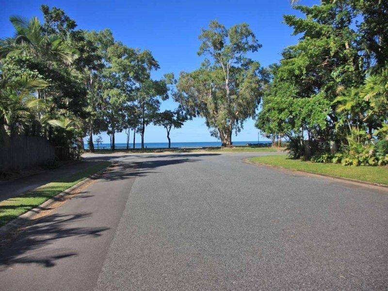 38 St Crispin Street, Clifton Beach QLD 4879