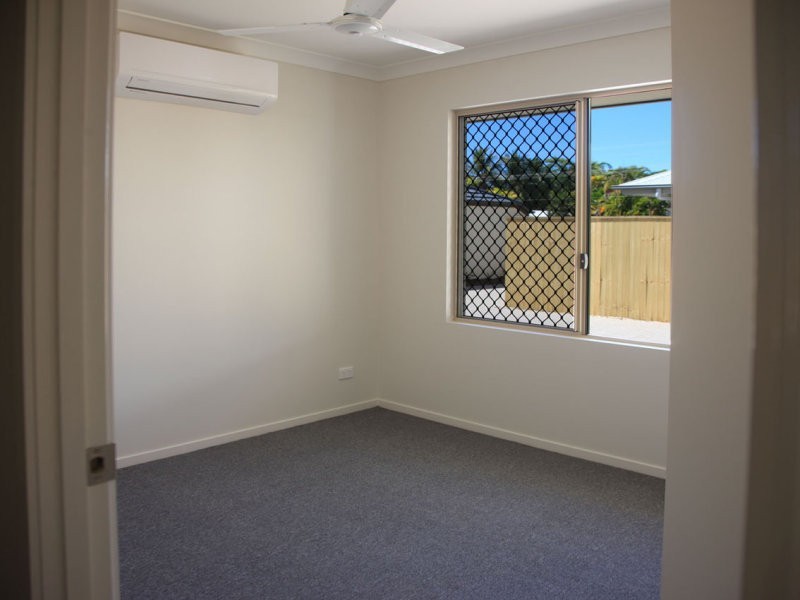 38 St Crispin Street, Clifton Beach QLD 4879