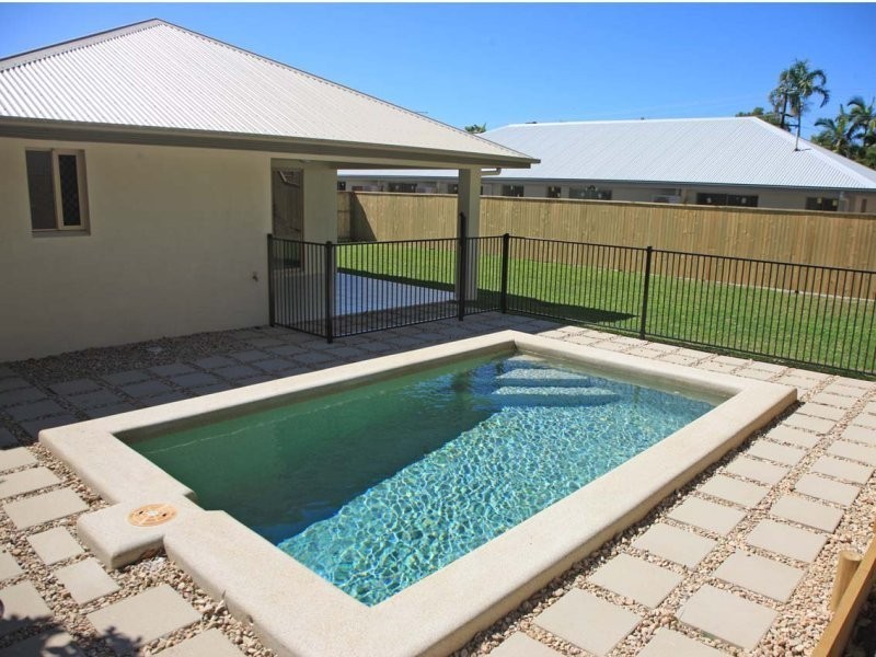 38 St Crispin Street, Clifton Beach QLD 4879