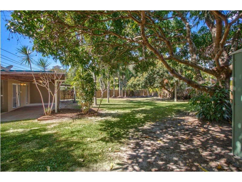 3 Newport Close, Kewarra Beach QLD 4879