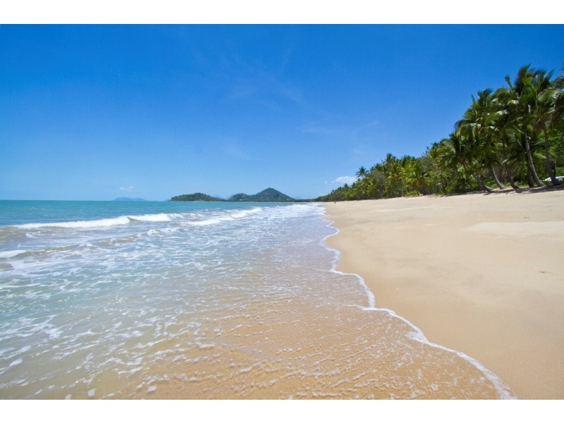 Clifton Beach QLD 4879