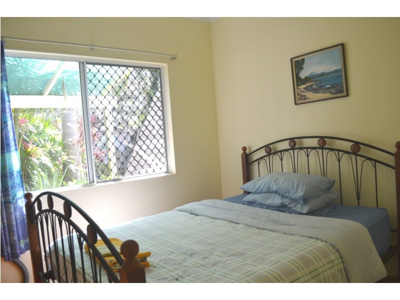 Kewarra Beach QLD 4879