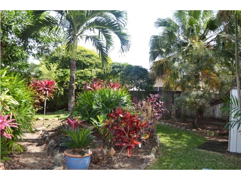 Kewarra Beach QLD 4879