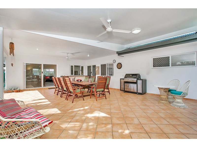 Clifton Beach QLD 4879