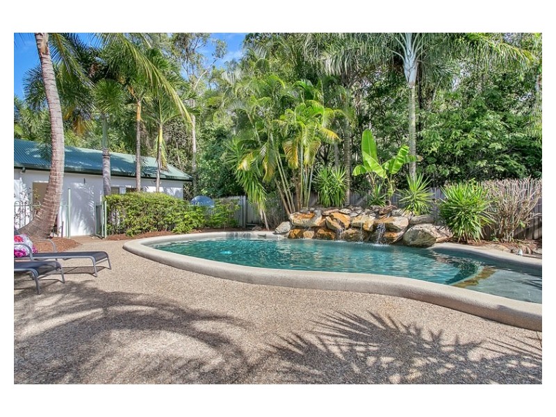 Clifton Beach QLD 4879
