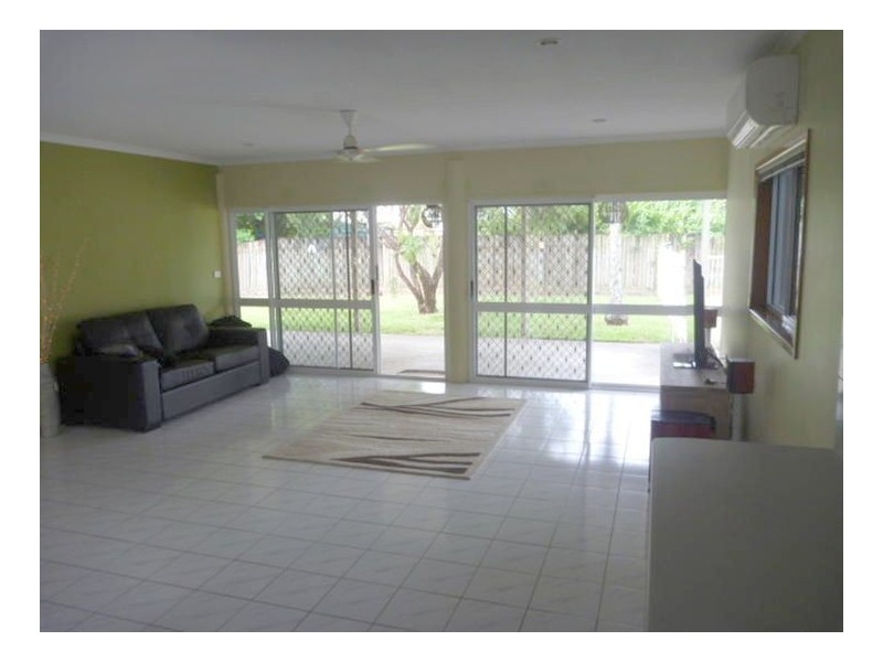 Trinity Beach QLD 4879