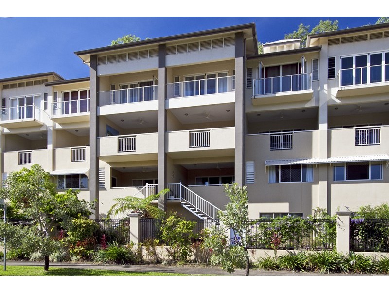 Trinity Beach QLD 4879