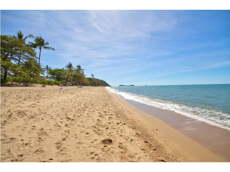 Trinity Beach QLD 4879