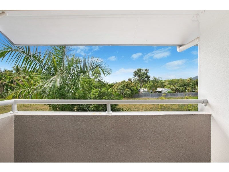 3/1766 Captain Cook Hwy, Clifton Beach QLD 4879