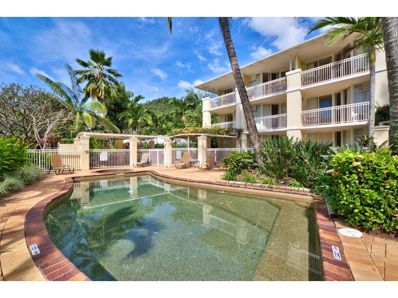 Trinity Beach QLD 4879