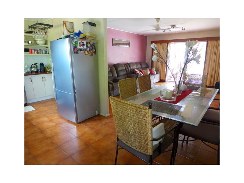 Holloways Beach QLD 4878