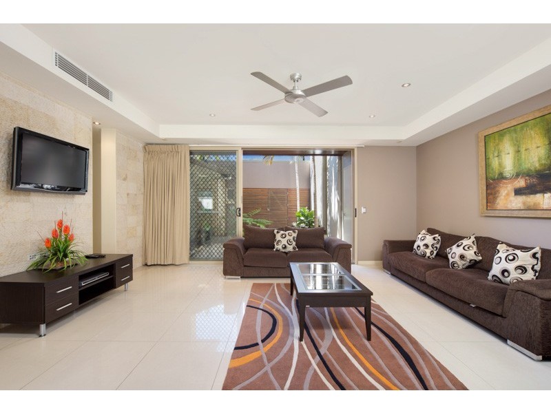 Westcourt QLD 4870