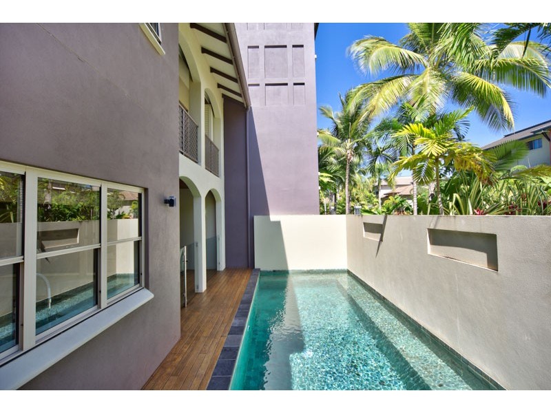 Westcourt QLD 4870