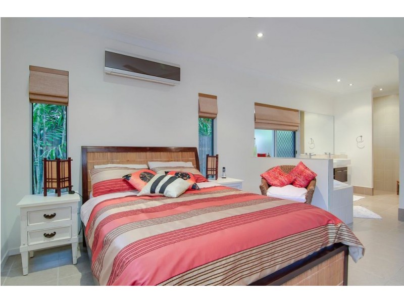 Kewarra Beach QLD 4879