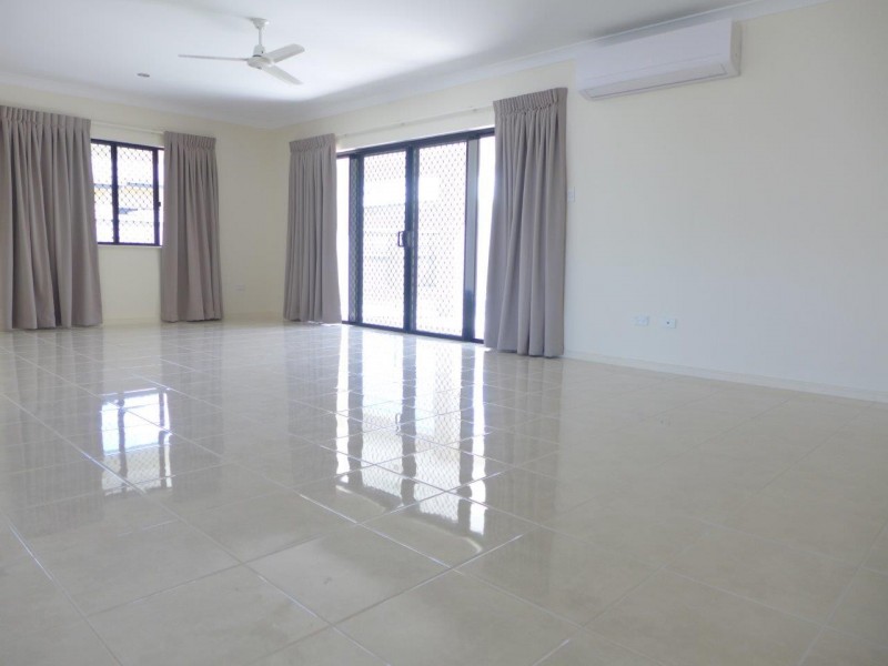 94 Roberts Drive, Trinity Beach QLD 4879