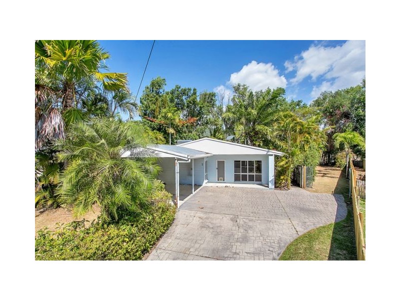 Trinity Beach QLD 4879