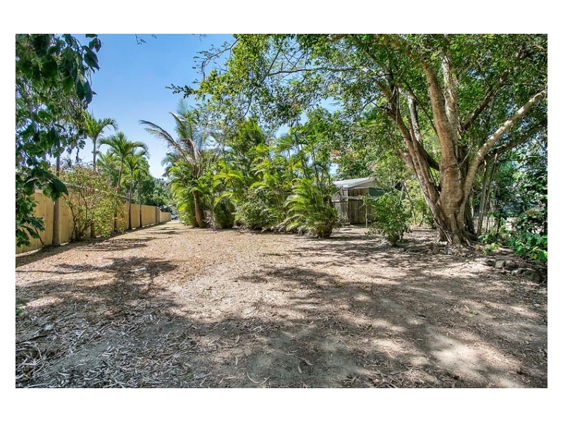 Trinity Beach QLD 4879