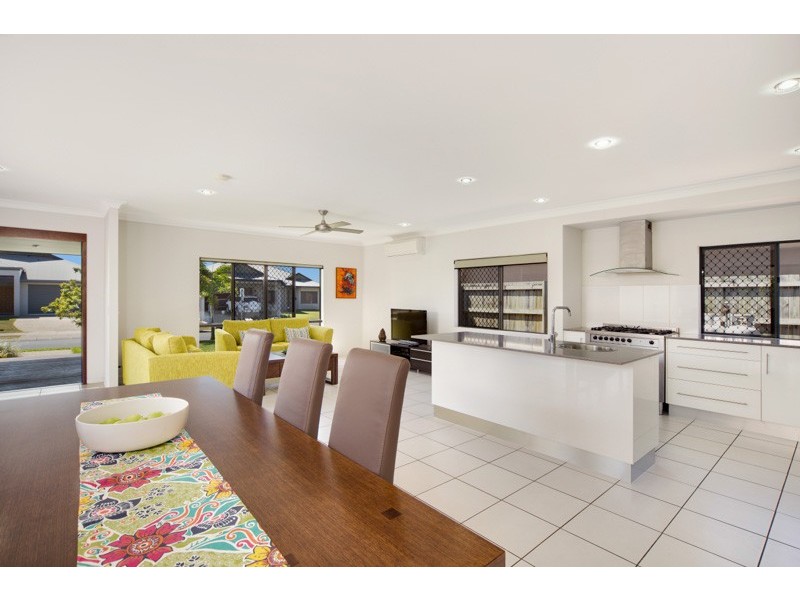 Kewarra Beach QLD 4879