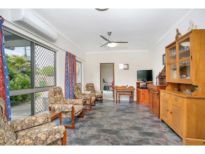 Trinity Beach QLD 4879