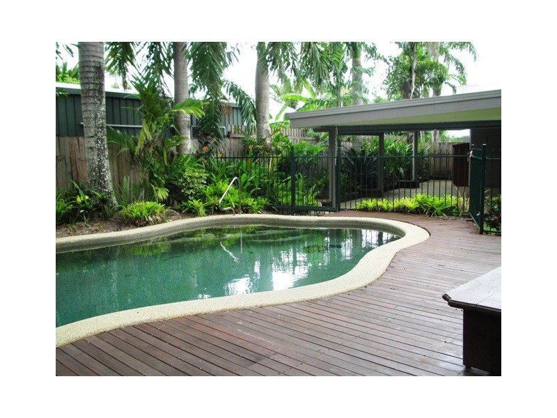 5 Ellwood Street, Kewarra Beach QLD 4879