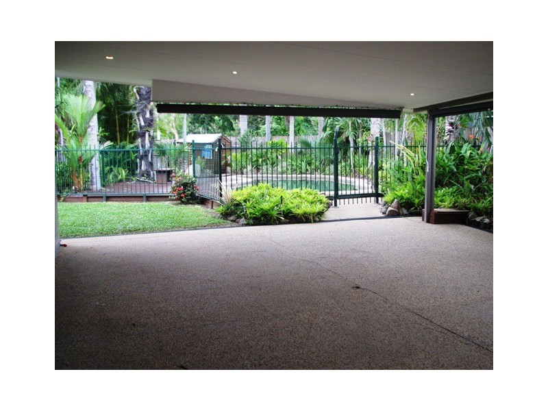 5 Ellwood Street, Kewarra Beach QLD 4879