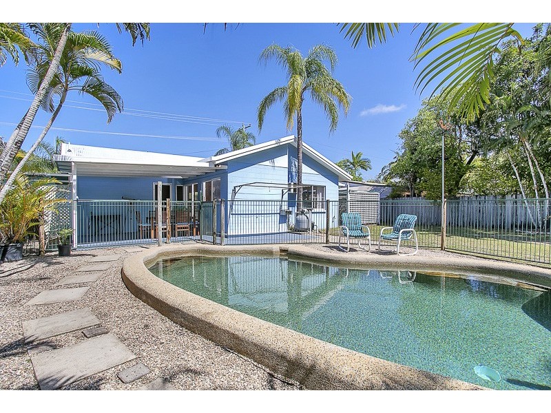 Trinity Beach QLD 4879