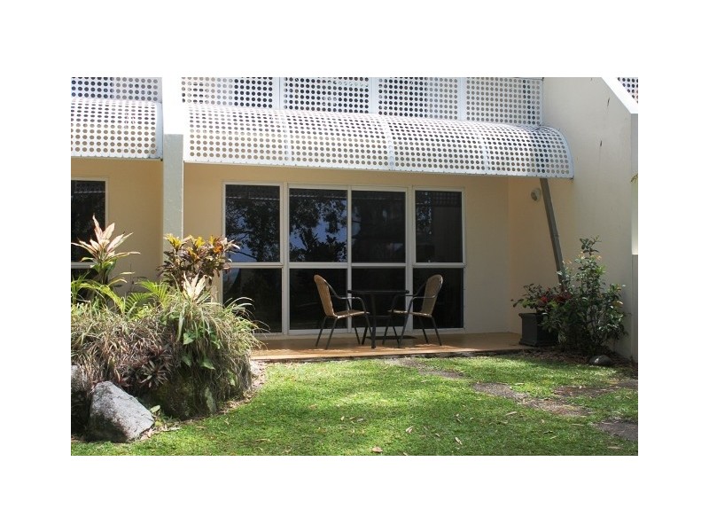 3/131 Williams Esplanade, Palm Cove QLD 4879