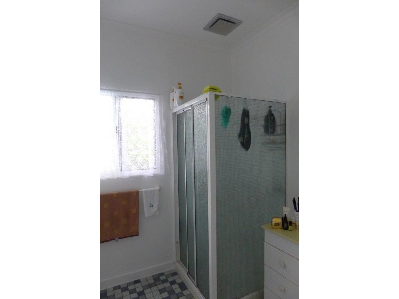 46 Satellite St, Clifton Beach QLD 4879