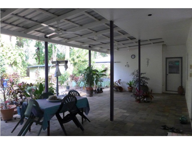 46 Satellite St, Clifton Beach QLD 4879