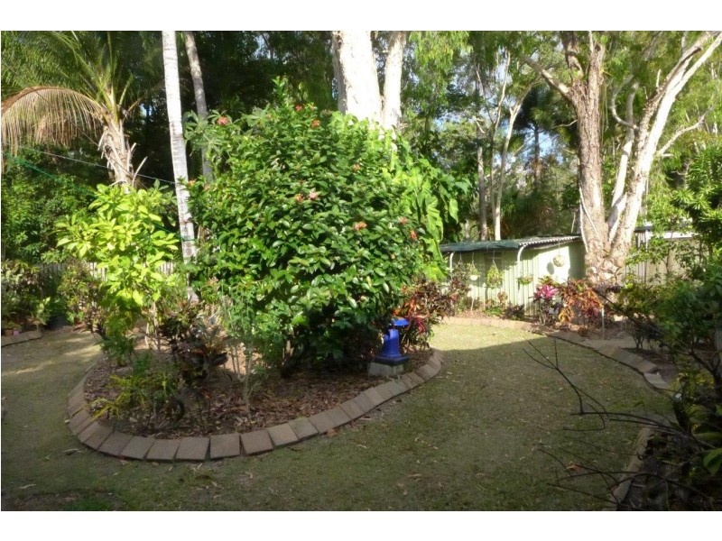 46 Satellite St, Clifton Beach QLD 4879