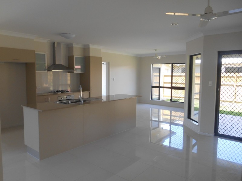 21 Como Close, Kewarra Beach QLD 4879
