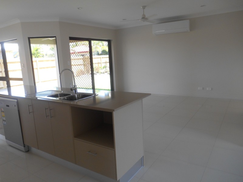 21 Como Close, Kewarra Beach QLD 4879
