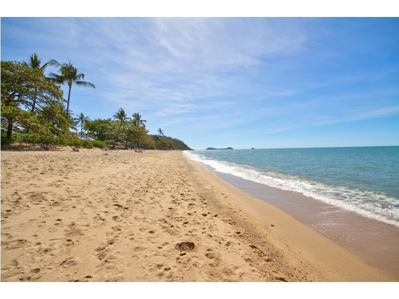 Trinity Beach QLD 4879