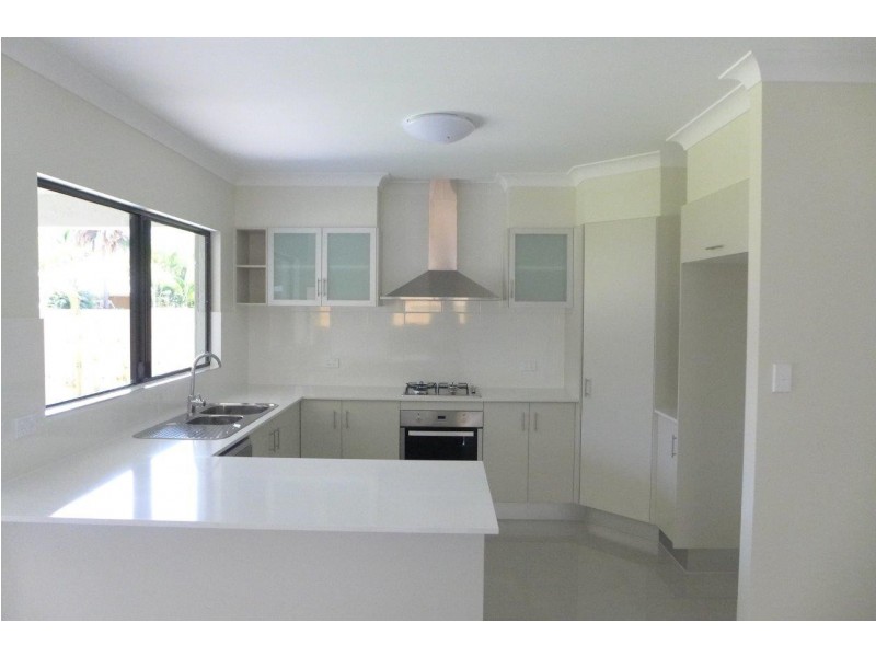 17 Como Close, Kewarra Beach QLD 4879