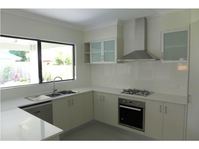 17 Como Close, Kewarra Beach QLD 4879