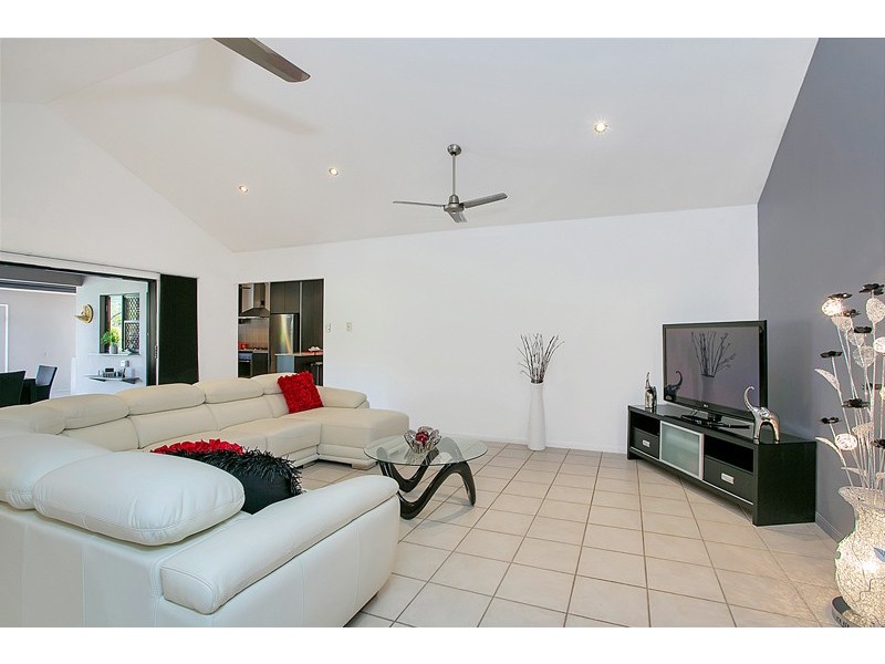 Kewarra Beach QLD 4879