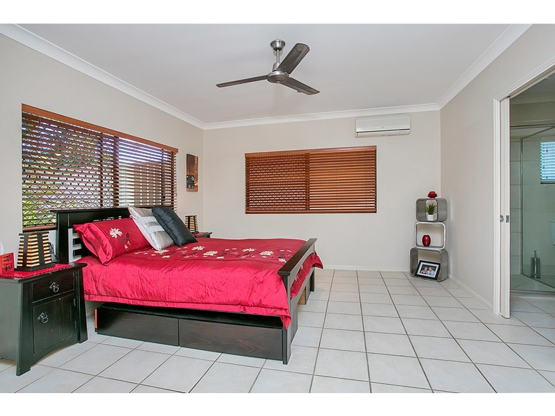 Kewarra Beach QLD 4879