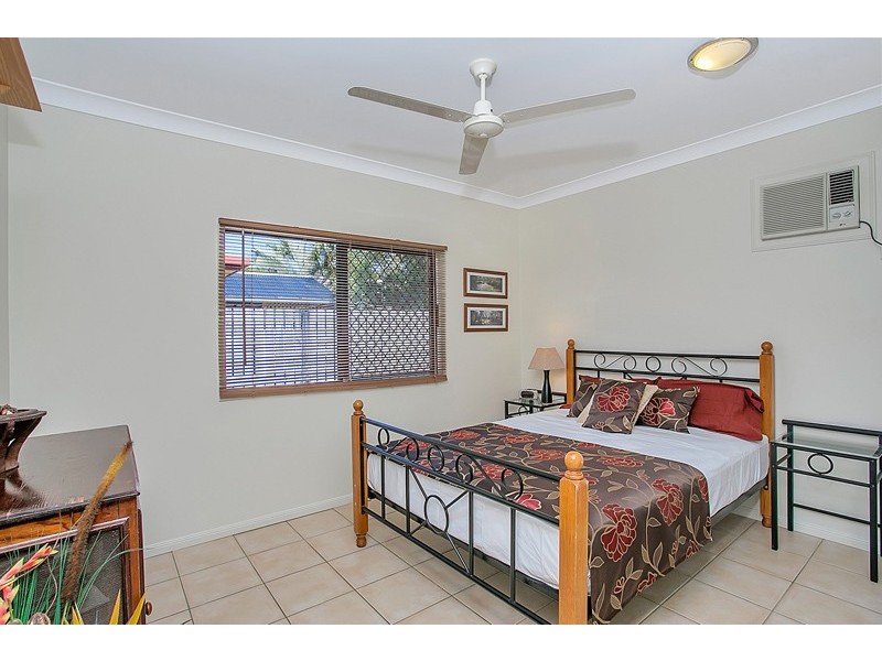 Kewarra Beach QLD 4879