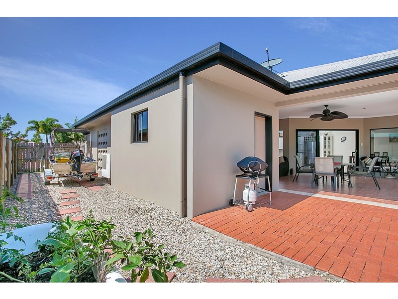 Kewarra Beach QLD 4879