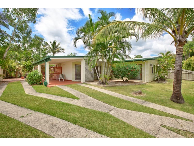 Kewarra Beach QLD 4879